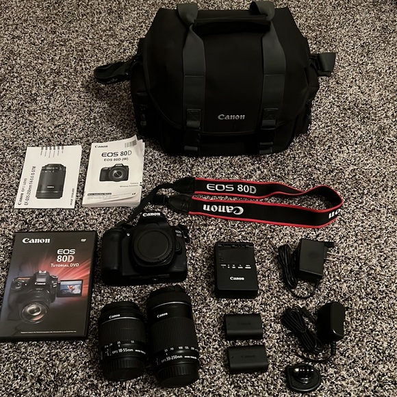 Canon EOS 80D DSLR Camera Black. Perfect Condition. Like New! - Picture 10 of 10